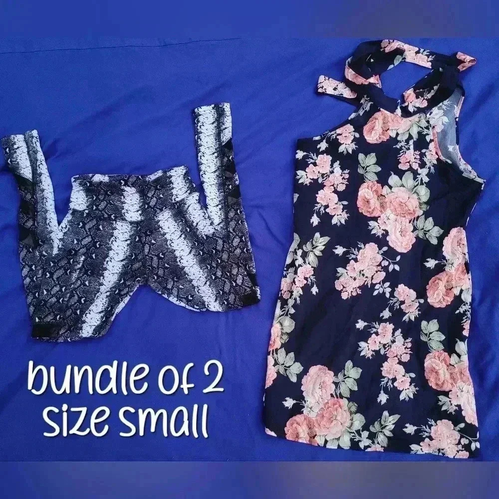 CLOSET CLOSEDOWN⚠️🚨2 Piece Bundle Size Small-1 pair of leggings & 1 dress.